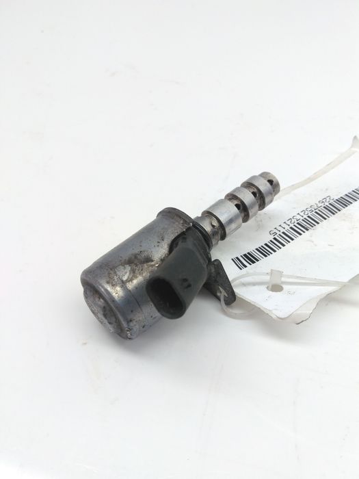 Regulator Presiune Ulei 04L906455A