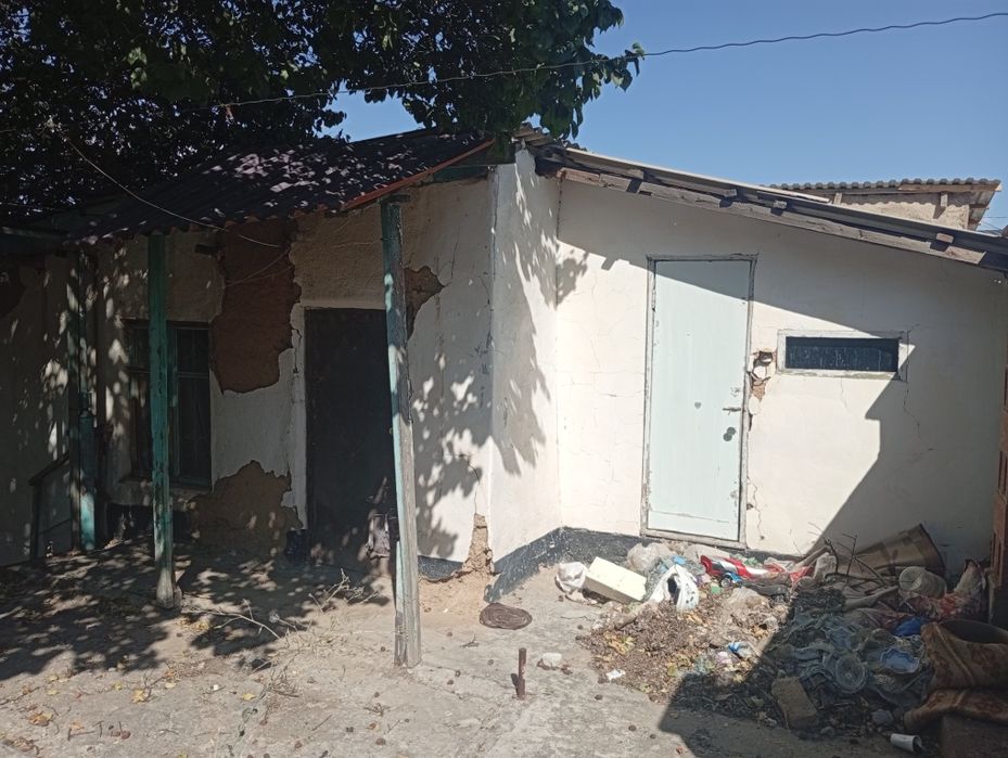 Большой дом продается. Район новой поликлиники