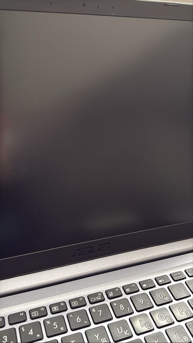 Лаптоп ASUS X510U