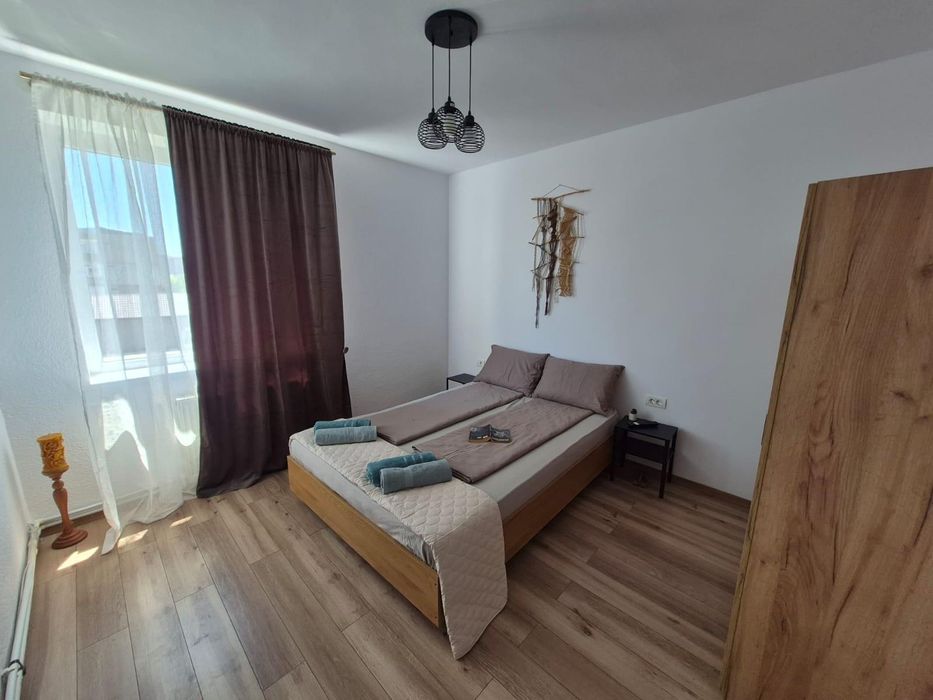 Închiriere in regim hotelier in Mangalia, apartament cu 3 camere Premium , distanță mică de plajă și faleză