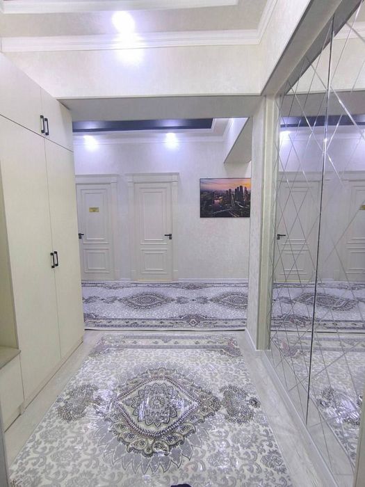 Продаю свою 3х ком на Яккасарае саломатина 100м2 новостройка евро люкс