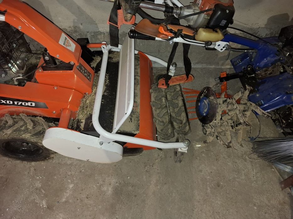 Tocator resturi vegetale 9cp...motocultor ruris 7 cp