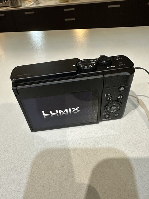 Фотоапарат Panasonic Lumix TZ99