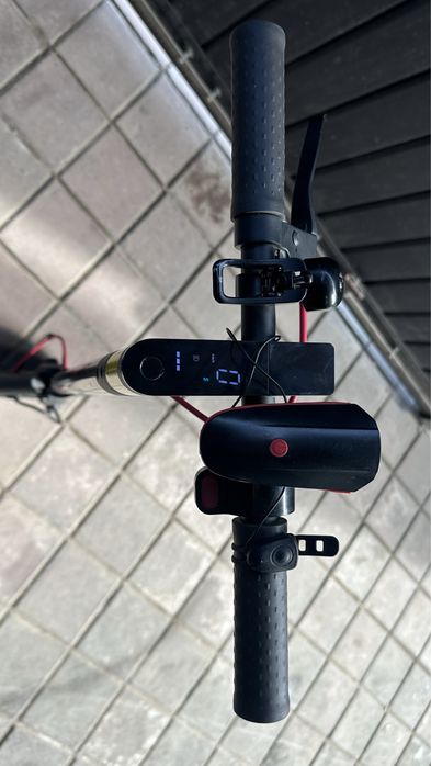 Электросамокат xiaomi