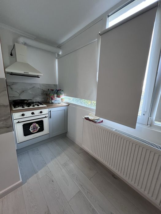 Vand apartament zona superba