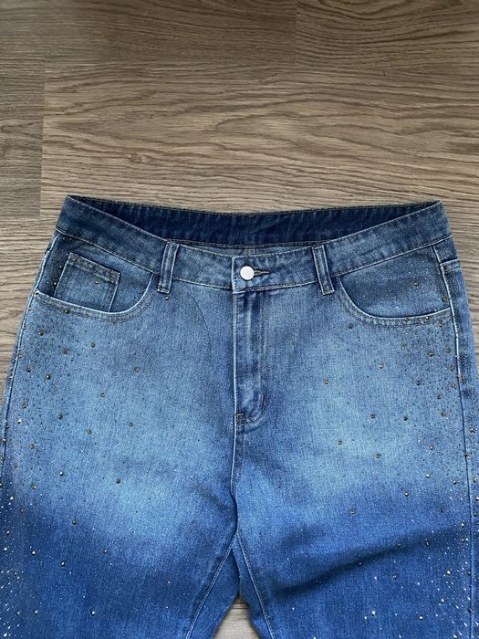 Blugi cu cristale aurii