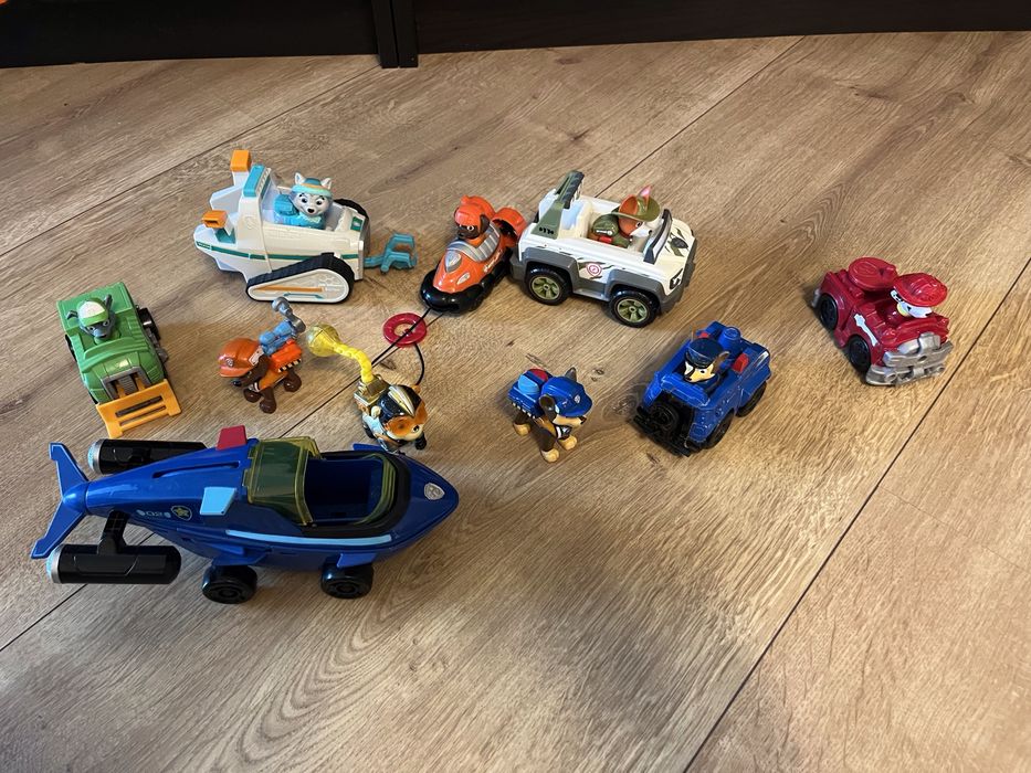 Set  Paw Patrol original - colectie vehicule + figurine