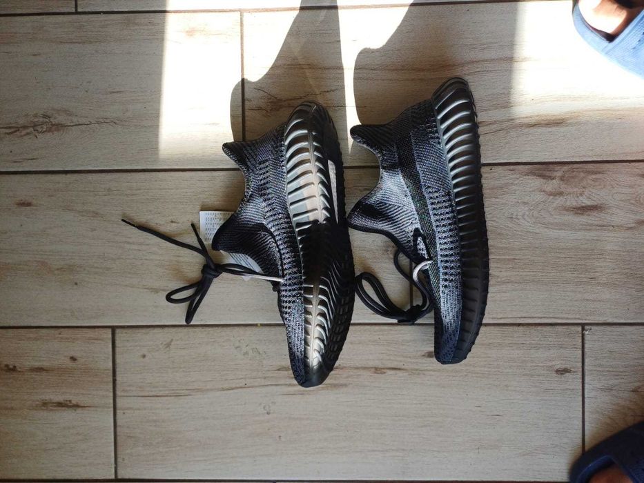 yeezy 350 boost - noi