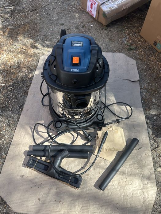 Aspirator curatat covoare 1400W