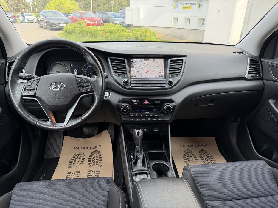 Hyundai / Tucson 1.7 CRDi Sound Edition ISG 2WD