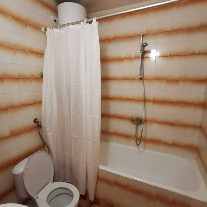 Собственик продава 4-стаен апартамент в град Плевен, 9ти квартал