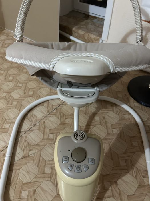 Детские качели автоматические Graco