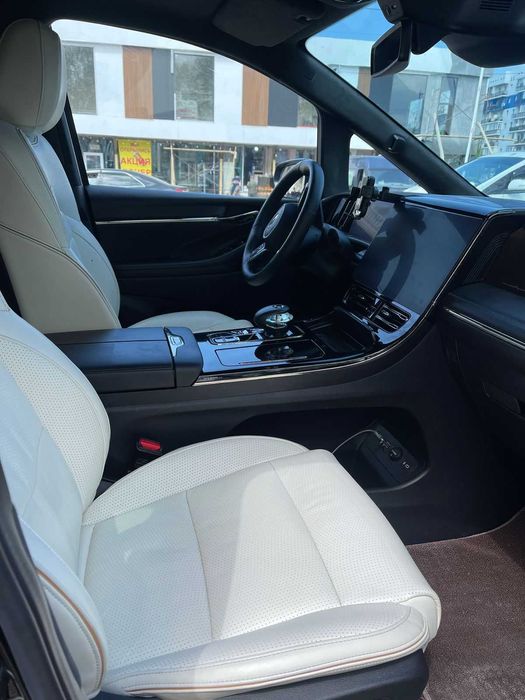 Аренда минивэна вип с водителем