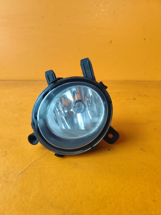 BMW F20 F21 F22 F23 F30 F31 F32 F33 F34 GT F36 Десен халоген противотъмен фар в бронята OEM 63177248912 7248912