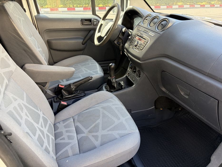 Ford Transit Connect 180000km