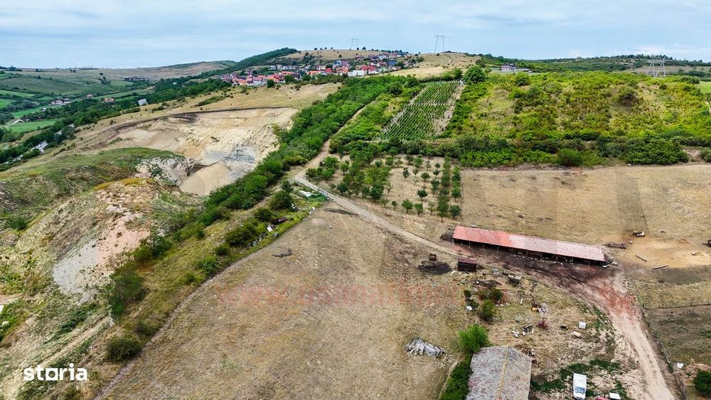Teren de 2000 mp, deschidere la 2 strazi, Sura Mare |SkyVideo
