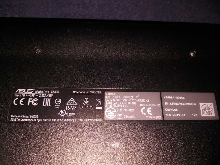 Ноутбук Asus AMD Radeon