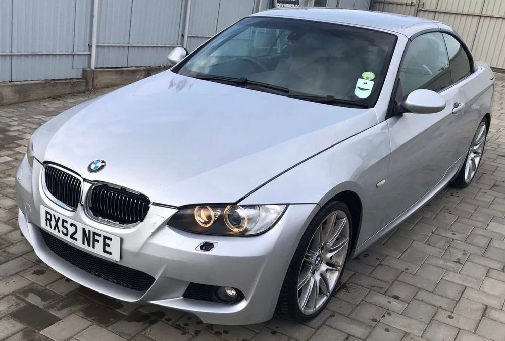 Dezmembrez BMW 335i E93 M-Pack doar 84.000 miles ,NAVI mare,Recaro