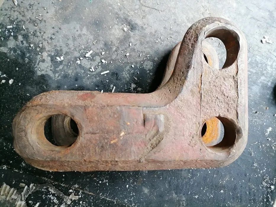 Серьга для прицеп