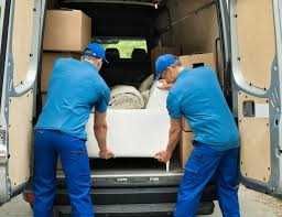 Извозване на стари мебели и отпадаци къртене чистене и извозване