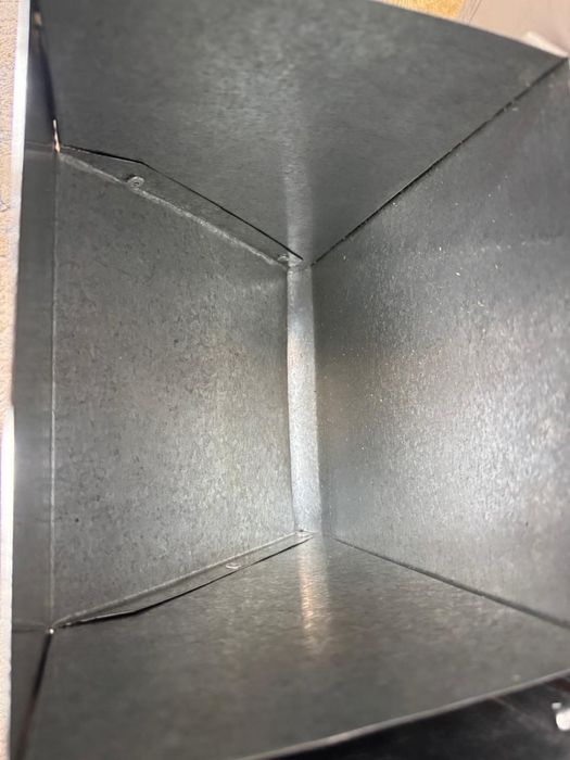 Продам бункерные кормушки для кроликов