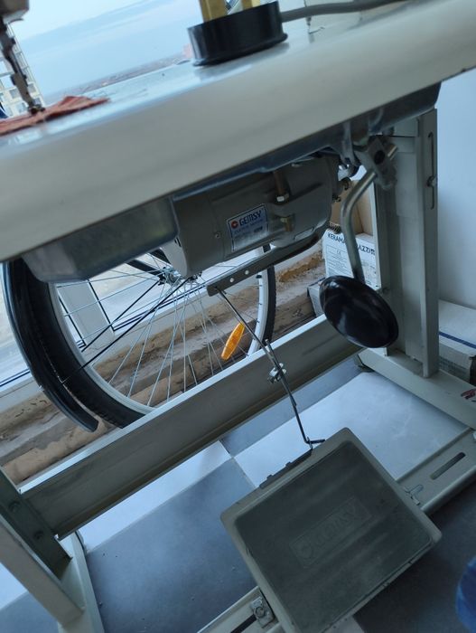 Машинка швейная промышленная