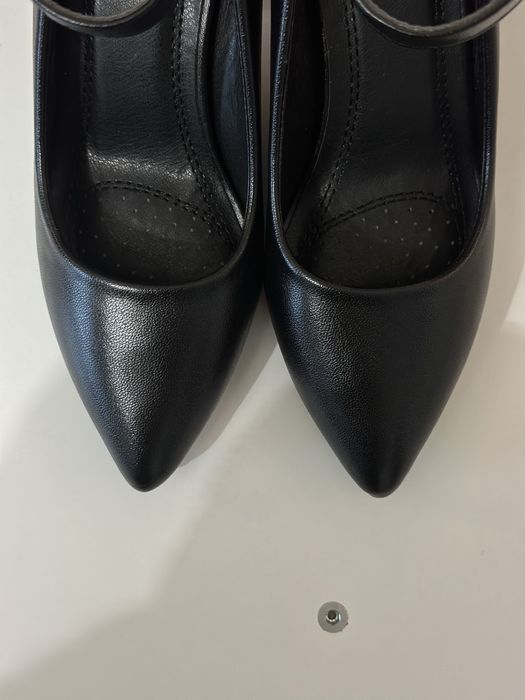 Женские туфли