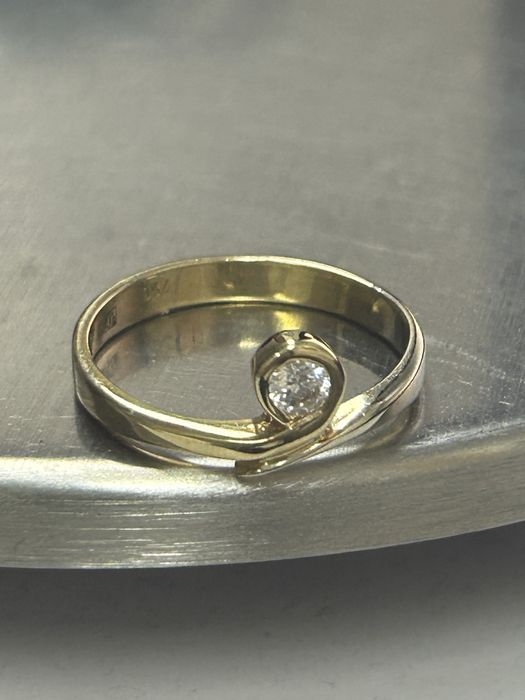 Кольцо желтое золото 585