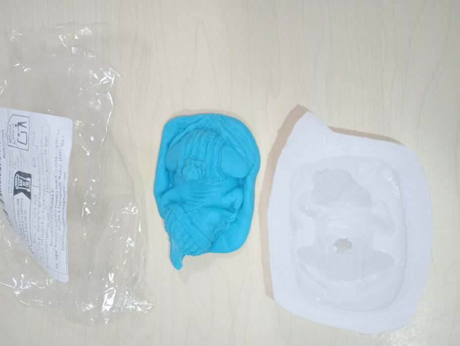 Чисто нови силиконови молдове