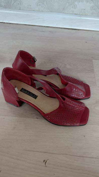 Туфли,4 пар,ношение 1 раз