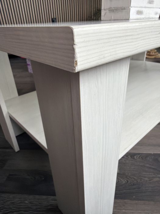 Стилна холна маса