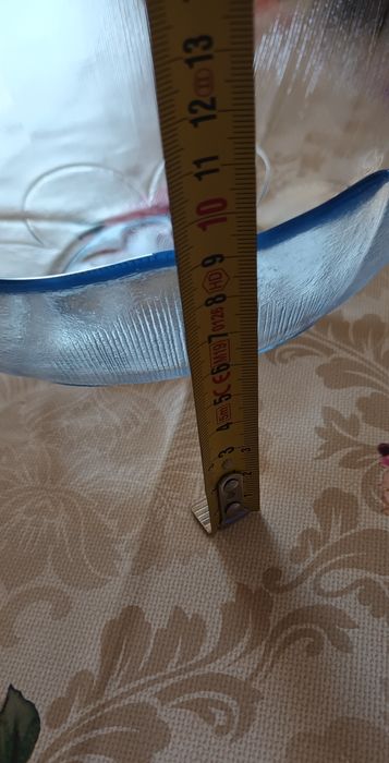 Fructieta material calitativ de sticla