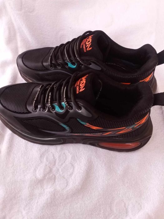 Adidași sport adulți