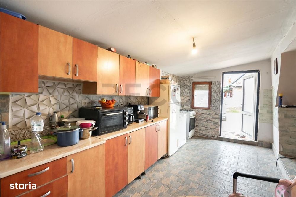 RECO, casa in Cheriu, Bihor