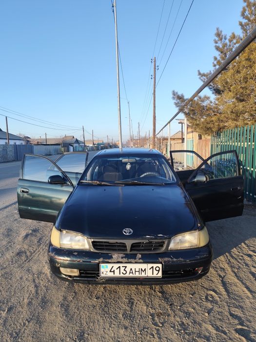 Продается Тойота Карина Е