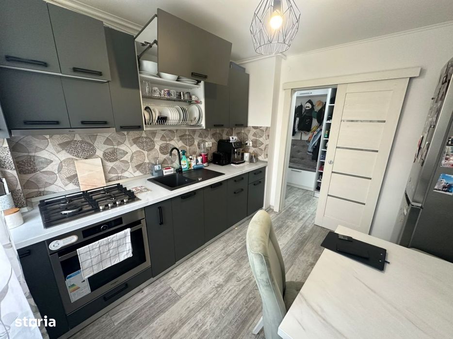 - Apartament 3 camere Hipodrom - 64mp Renovat Recent - Mobilat Utilat.