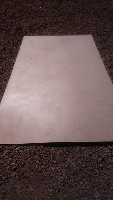 Продам ДВП (оргалит) 1 лист-1000 тг