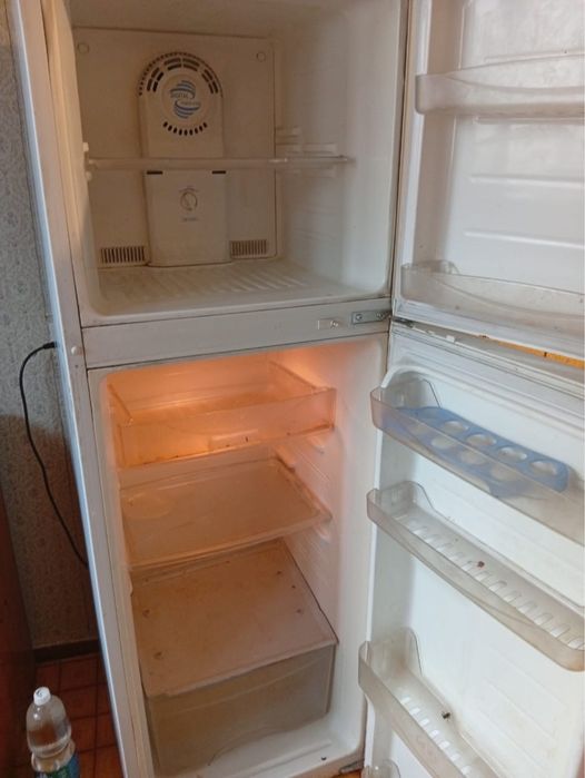 Холодильник холодильник