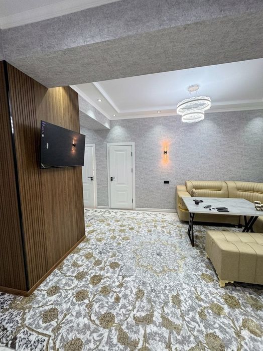 Сотилади 3 хонали 110 м² медиапарк олди вогзал