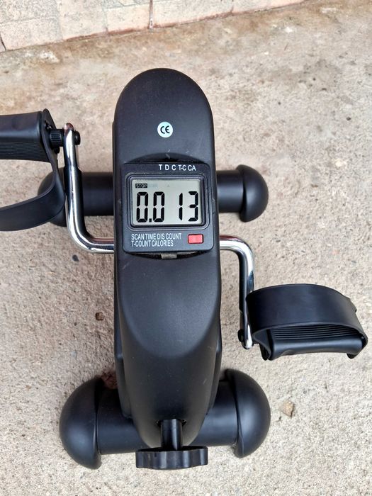 Aparat gimnastica pentru maini si picioare