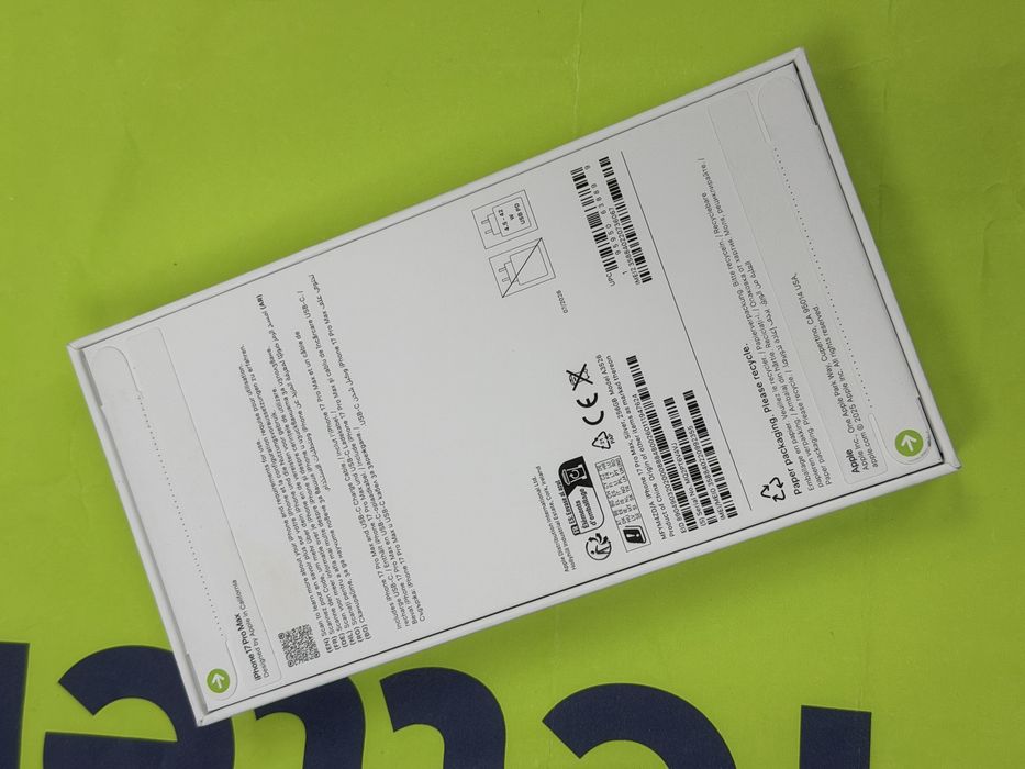 ЗАПЕЧАТАН 256GB iPhone 17 Pro Max Yettel Гаранция 2029 Silver