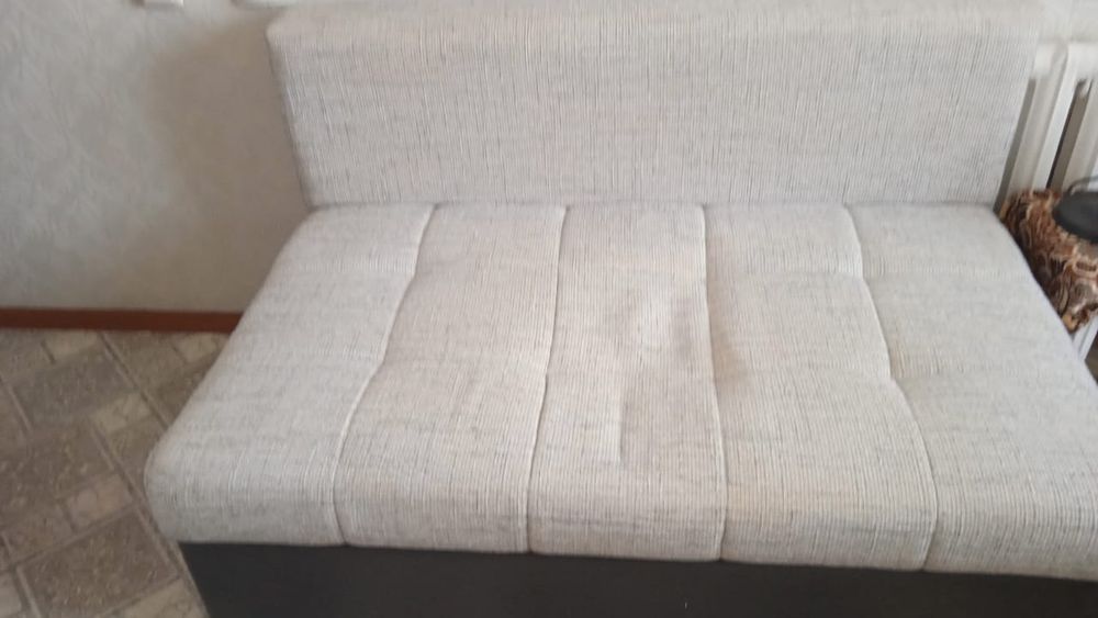 Продам диван хорошем состояние