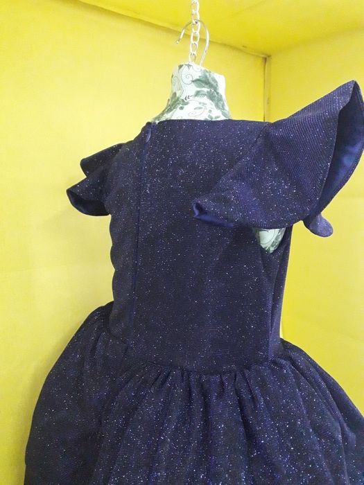 Нарядное платье для девочки