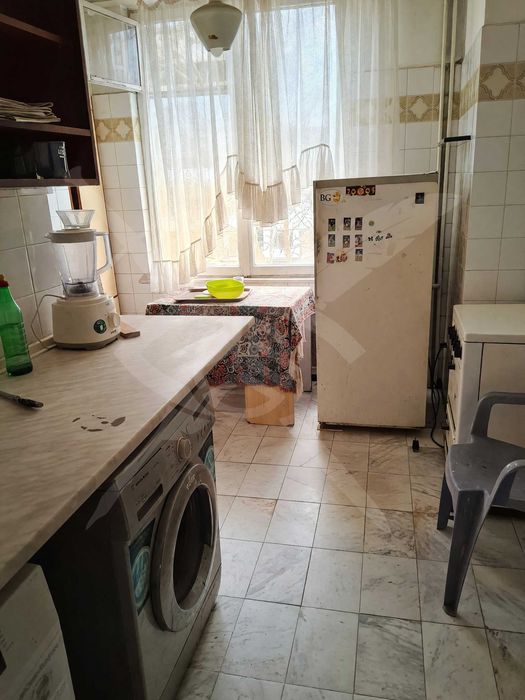 Дава се под наем  в Пловдив, Център - 100 кв.м за 350 € - Снимка #1