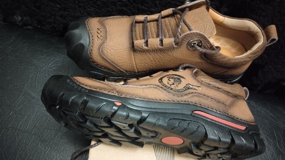 Продам мужские ботинки,размер 42.5