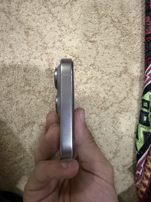 iphone16pro продам срочна