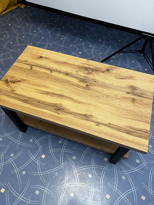 Продается столик