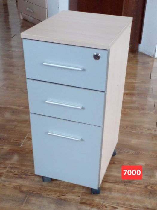 Офисная мебель б/у