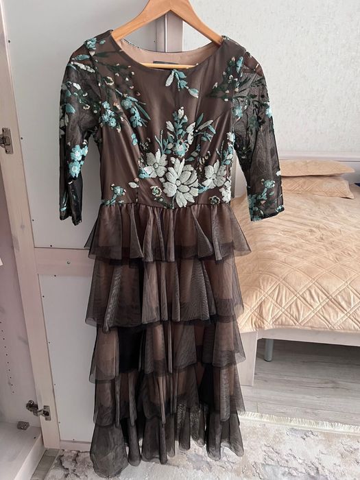 Вечерние платья