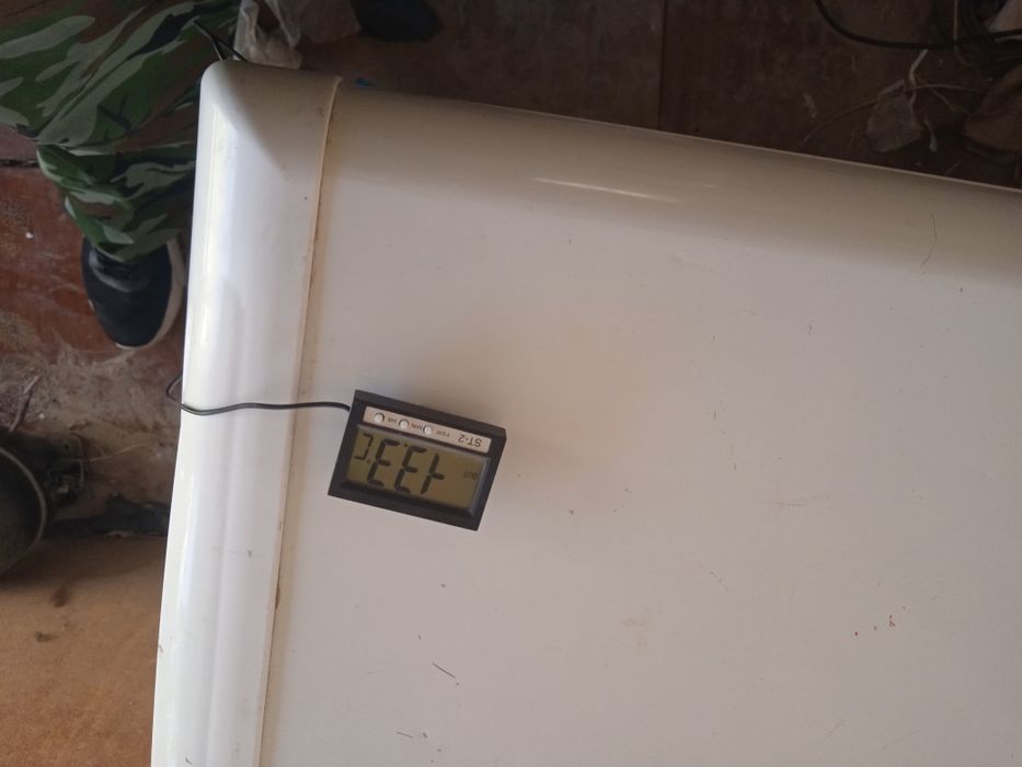 Продается морозильная камера